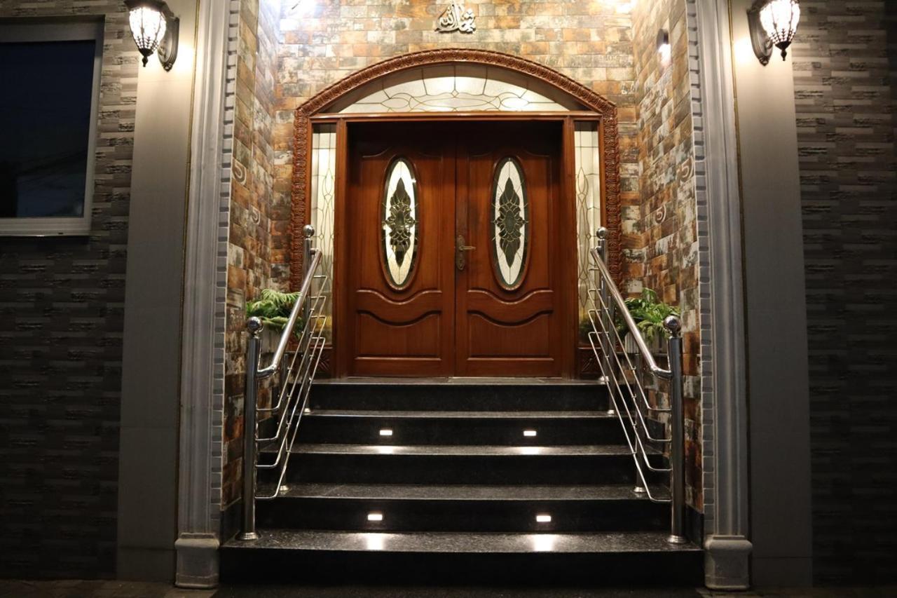 Hayyat Luxury Hotel Suites Lahore Exterior foto